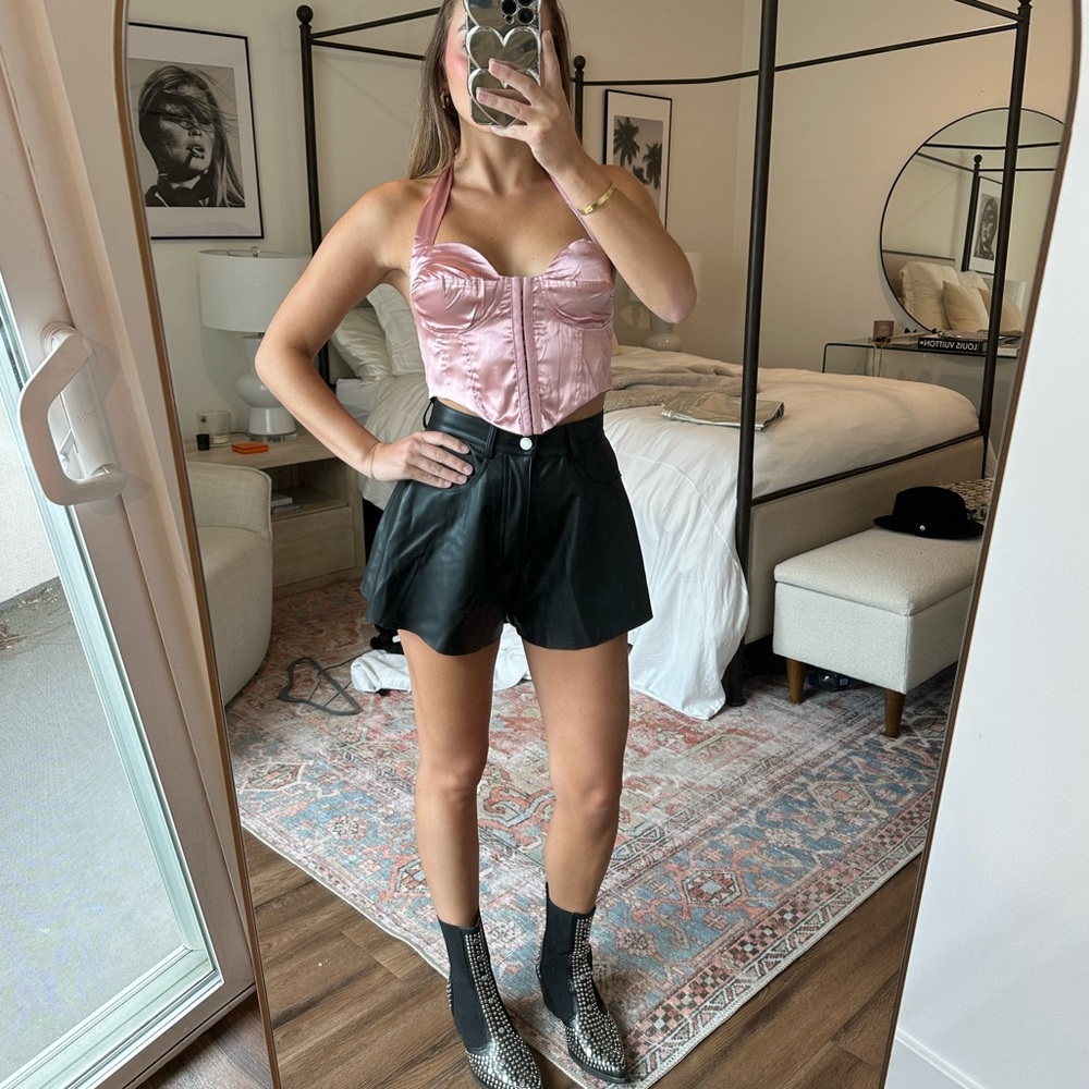 Corset top with adjustable tie!